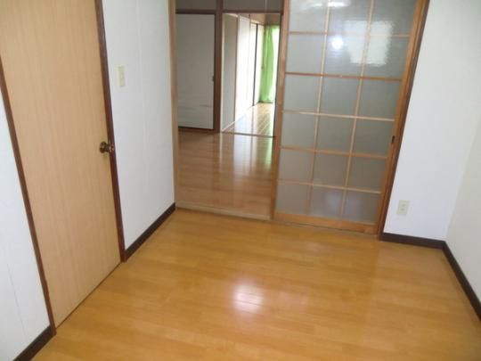 �y���̑��z�@���r���O