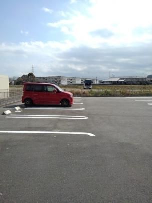 �y���̑��z�@���ԏ�