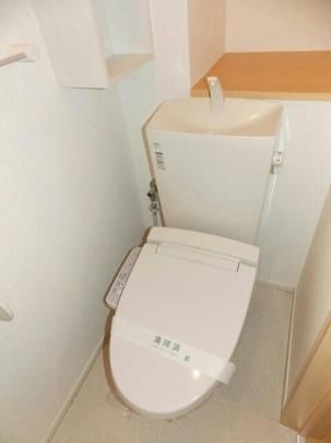 �y���̑��z�@�g�C��