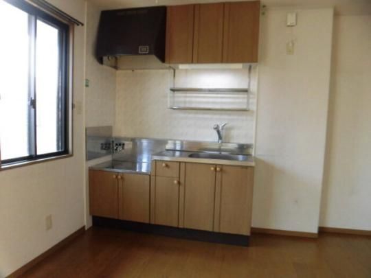 �y���̑��z�@B202�@�L�b�`��