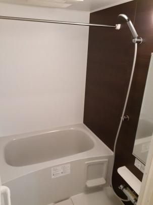 �y���̑��z�@�o�X�^�V�����[