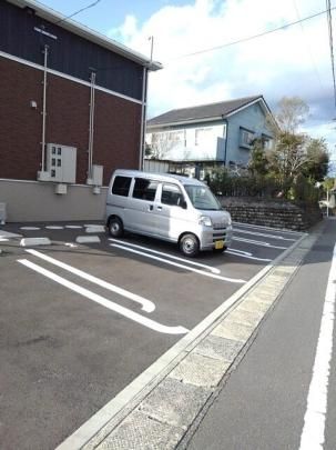 �y���̑��z�@���ԏ�