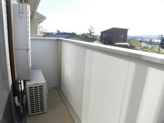 �y���̑��z�@205�@�o���R�j�[