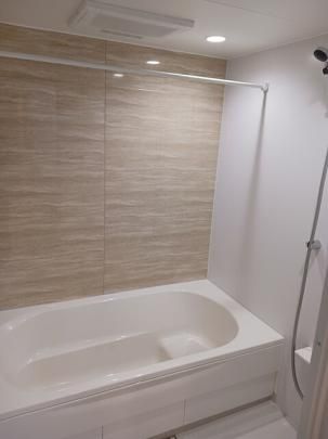 �y���̑��z�@�o�X�^�V�����[