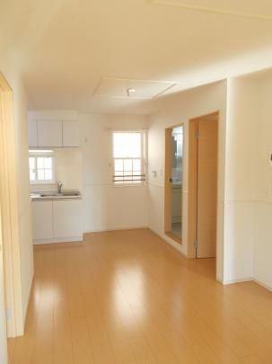 �y���̑��z�@���r���O