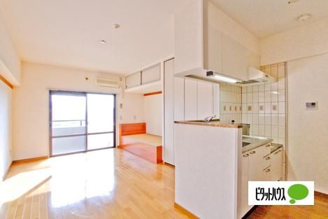 �y���̑��z�@���r���O