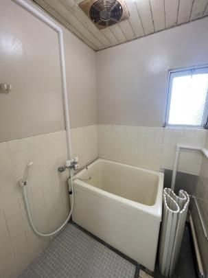 �y���̑��z�@�o�X�^�V�����[