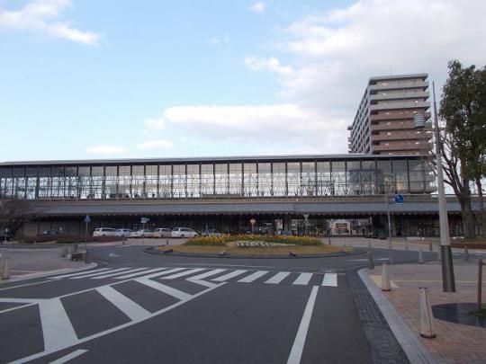 �y���Ӂz�@�����w�F1300m