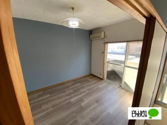 �y���̑��z�@���r���O