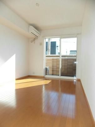 �y���̑��z�@���r���O