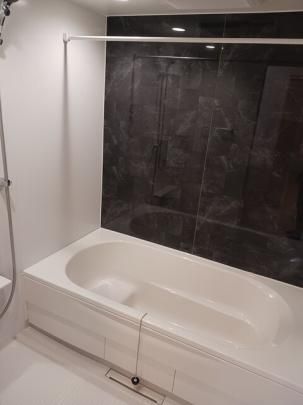 �y���̑��z�@�o�X�^�V�����[