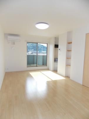 �y���̑��z�@���r���O