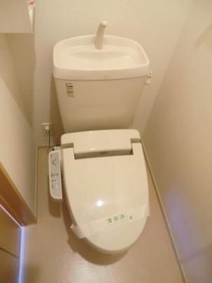 �y���̑��z�@�g�C��