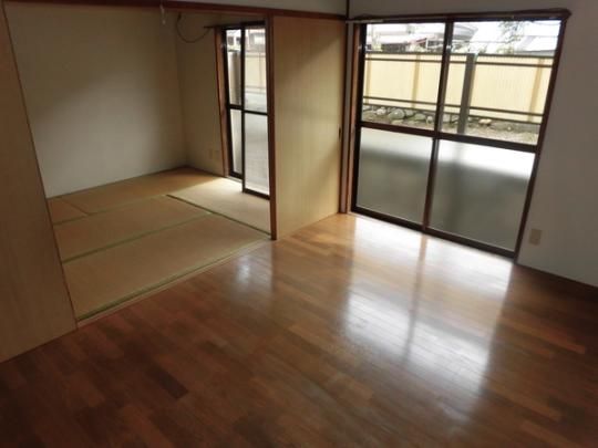 �y���̑��z�@���r���O