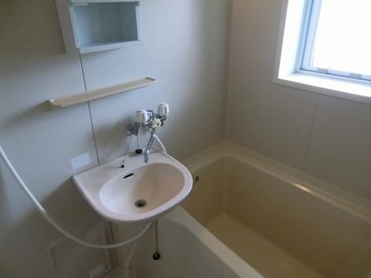 �y���̑��z�@�o�X�^�V�����[