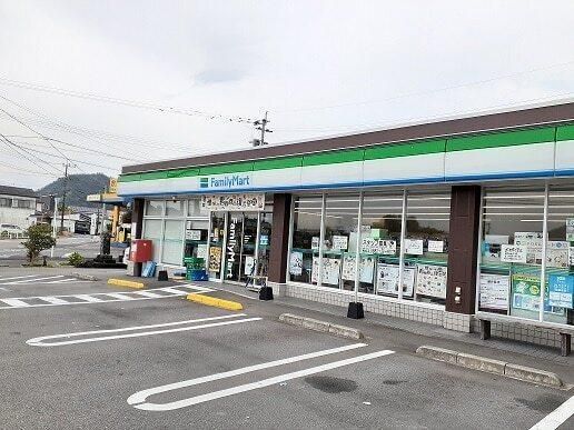 �y���Ӂz�@�t�@�~���[�}�[�g�쓇�X�F650m