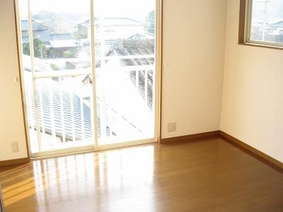 �y���̑��z�@���r���O