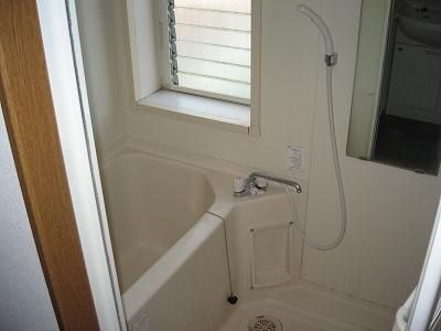 �y���̑��z�@�o�X�^�V�����[