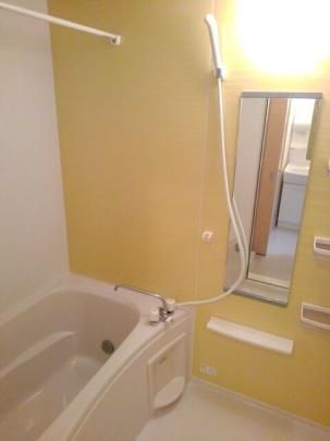 �y���̑��z�@�o�X�^�V�����[