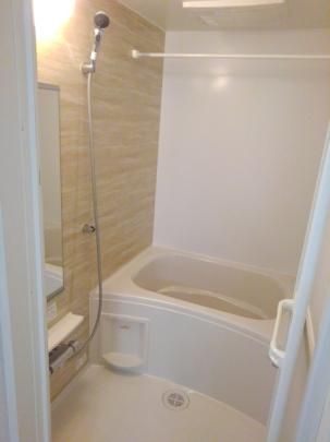 �y���̑��z�@�o�X�^�V�����[