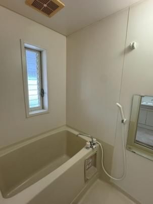 �y���̑��z�@�o�X�^�V�����[