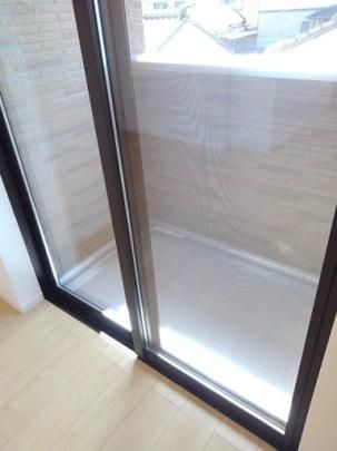 �y���̑��z�@�o���R�j�[