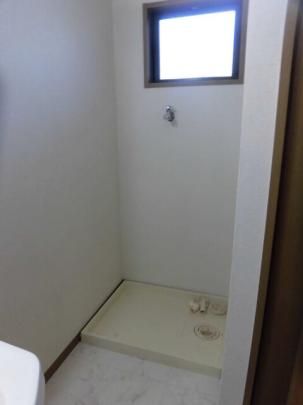 �y���̑��z�@E102�@����@�u����