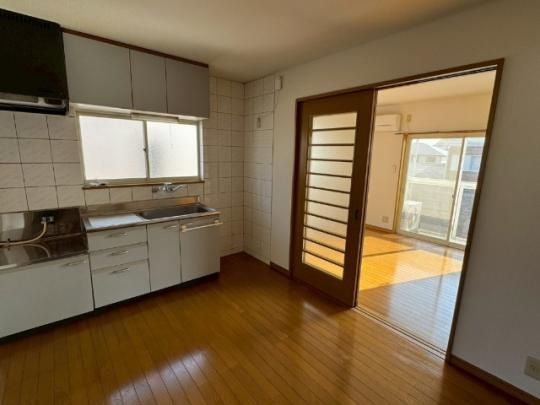 �y���̑��z�@���r���O