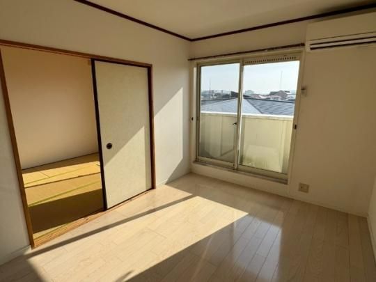 �y���̑��z�@���r���O