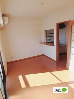 �y���̑��z�@���r���O