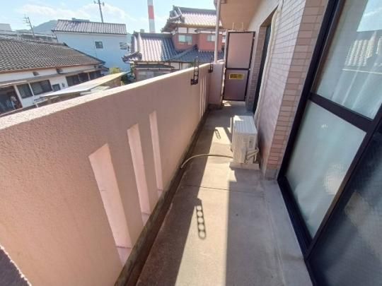 �y���̑��z�@�o���R�j�[