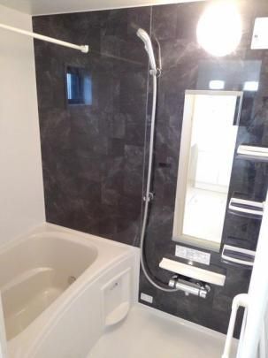 �y���̑��z�@�o�X�^�V�����[