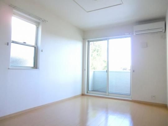 �y���̑��z�@���r���O