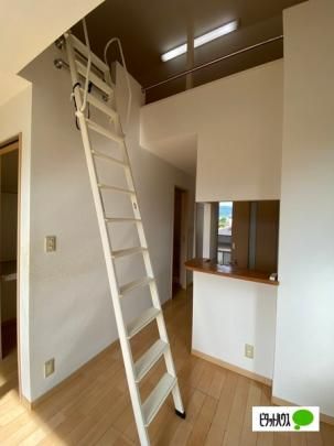 �y���̑��z�@���r���O