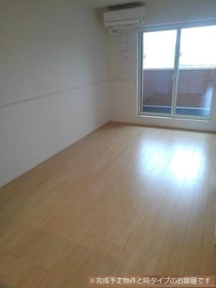 �y���̑��z�@���r���O