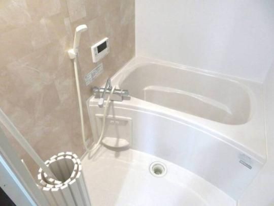 �y���̑��z�@�o�X�^�V�����[