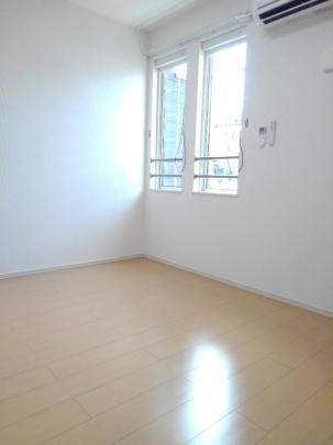 �y���̑��z�@���̑������E�X�y�[�X