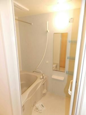 �y���̑��z�@�o�X�^�V�����[