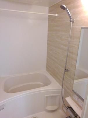 �y���̑��z�@�o�X�^�V�����[