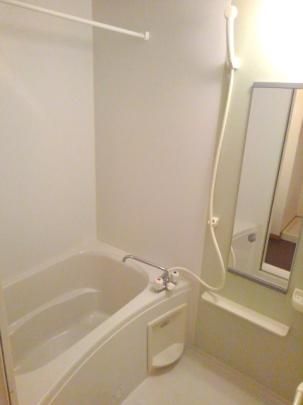 �y���̑��z�@�o�X�^�V�����[