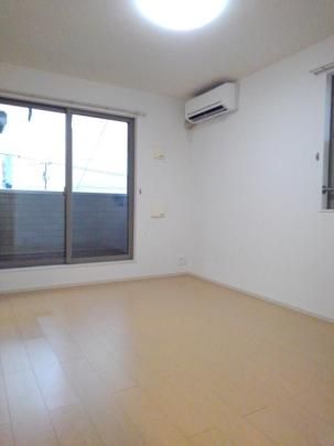 �y���̑��z�@���r���O