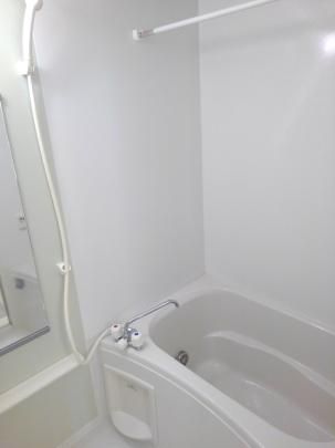 �y���̑��z�@�o�X�^�V�����[