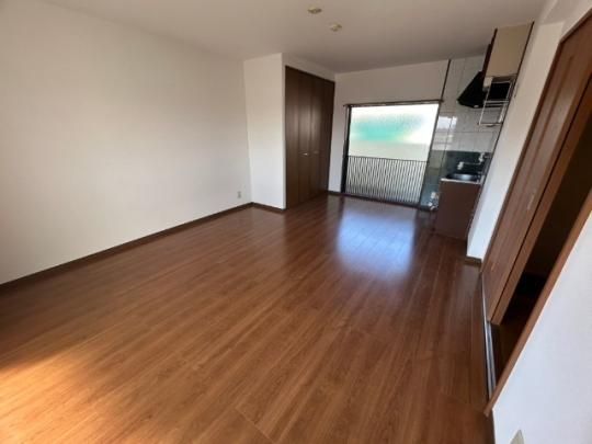 �y���̑��z�@���r���O