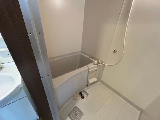 �y���̑��z�@�o�X�^�V�����[