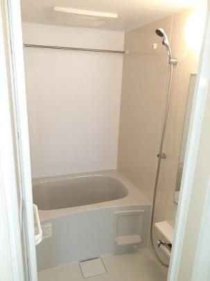 �y���̑��z�@�o�X�^�V�����[