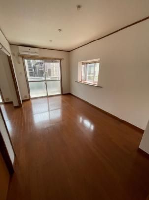 �y���̑��z�@���r���O