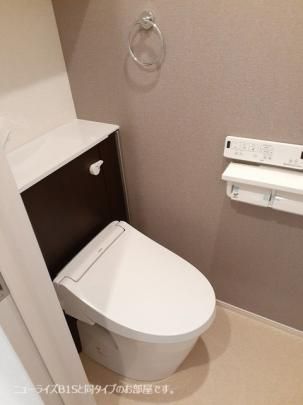 �y���̑��z�@�g�C��