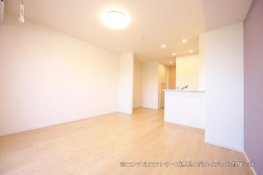 �y���̑��z�@���r���O