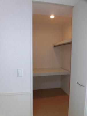 �y���̑��z�@205�@�E�H�[�N�C���N���[�[�b�g