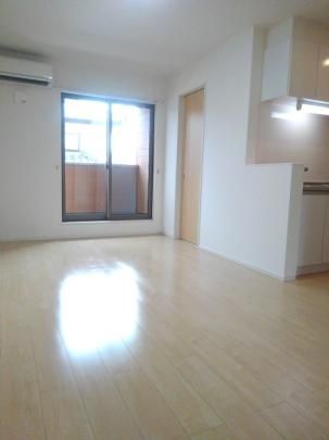 �y���̑��z�@���r���O